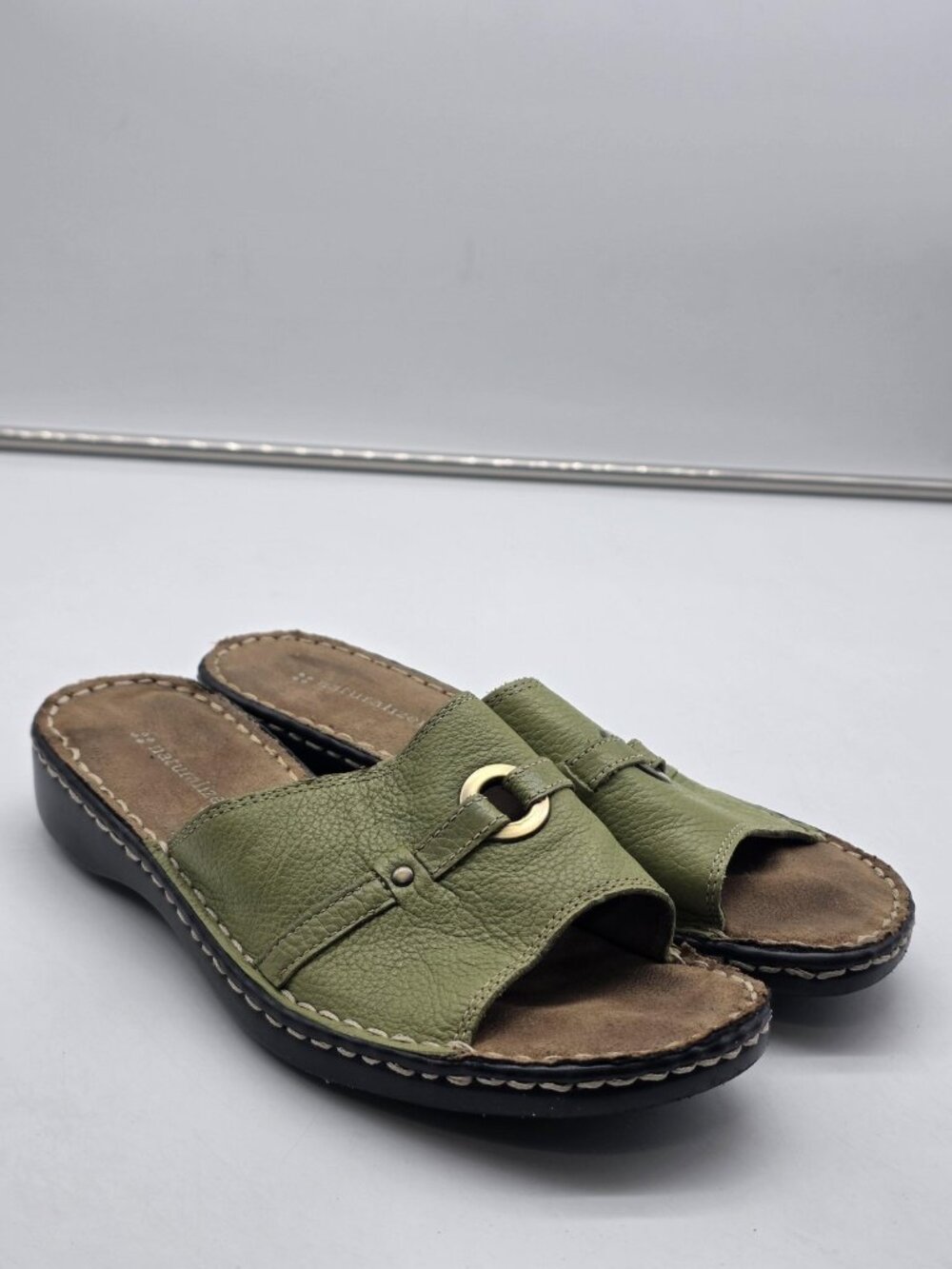 Naturalizer Sandals Womens Size 8.5 Green Calver Leather Slide Comfort Shoes